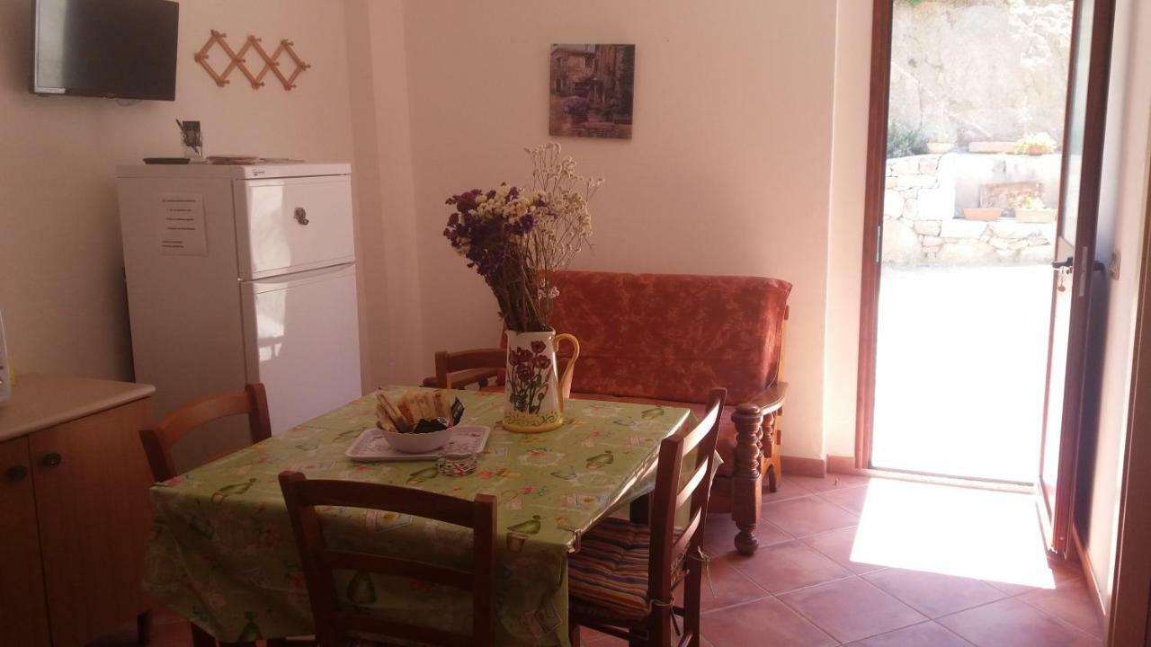 Casa Lucia Campagna Relax Dorgali Exterior foto